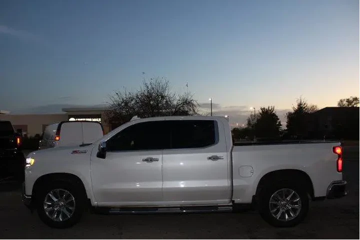 $31987 : Chevrolet Silverado 1500 Lim image 7