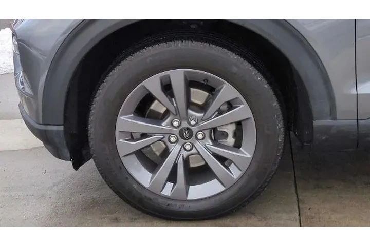 $29995 : Ford Explorer 2023 AWD XLT 4 image 10