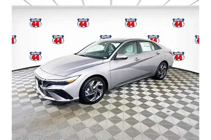 $18720 : Hyundai ELANTRA 2025 Limited image 4