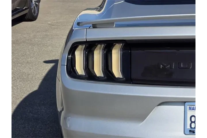 $16991 : Ford Mustang 2017 V6 2dr Fas image 6