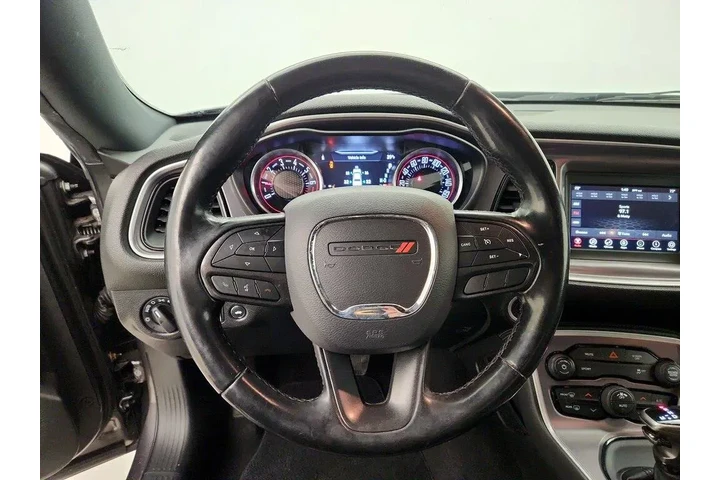 $20998 : Dodge Challenger 2020 SXT 2d image 10