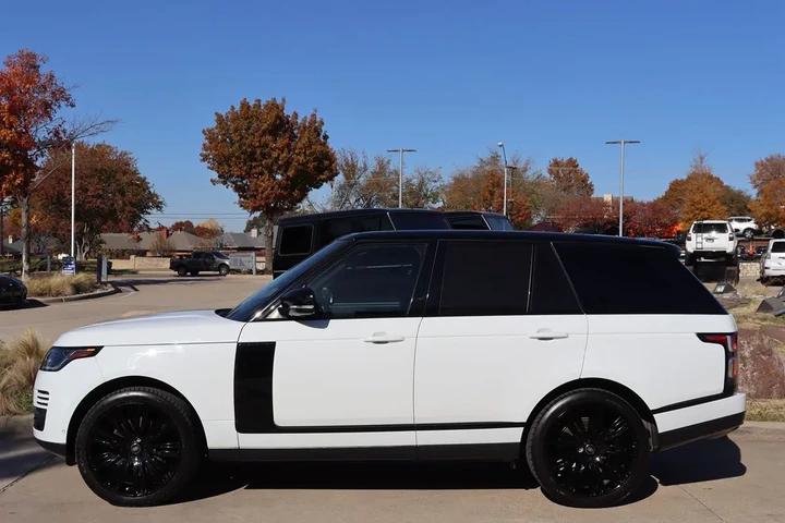 $43998 : 2020 Range Rover P525 HSE image 6