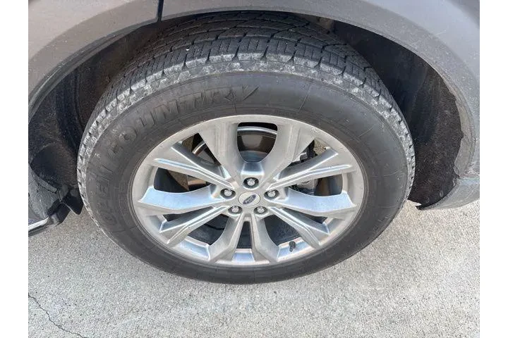 $17797 : Ford Explorer 2020 XLT 4dr S image 10