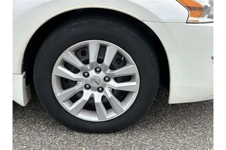 $7995 : Nissan Altima 2014 2.5 S 4dr image 6