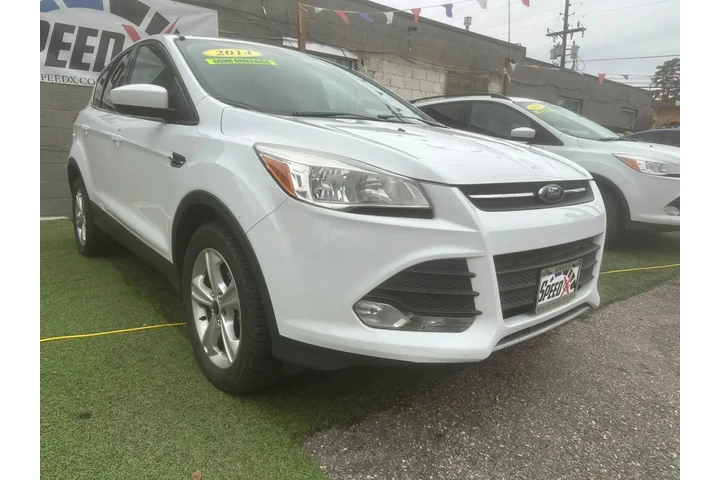 $8000 : 2014 FORD ESCAPE2014 FORD ESC image 3