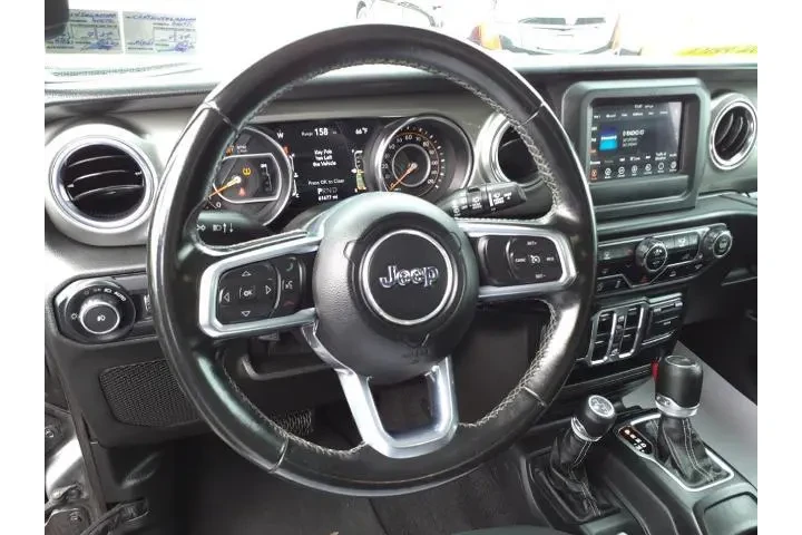 Jeep Wrangler Unlimited 2021 image 9