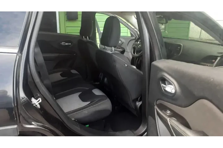 $8450 : 2014 Cherokee Latitude image 9
