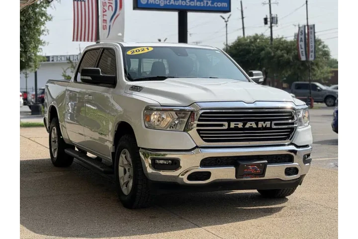 $27999 : 2021 RAM 1500 Big Horn image 4
