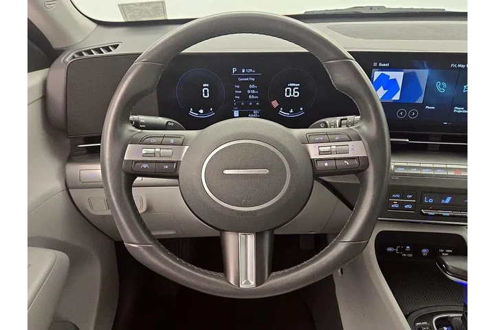 $19998 : Hyundai KONA 2024 SEL 4dr Cr image 10