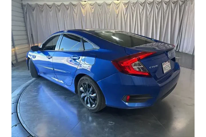 $12699 : Honda Civic 2016 LX 4dr Seda image 7