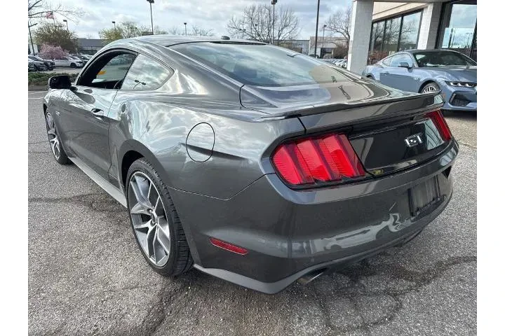 $30000 : Ford Mustang 2017 GT 2dr Fas image 5