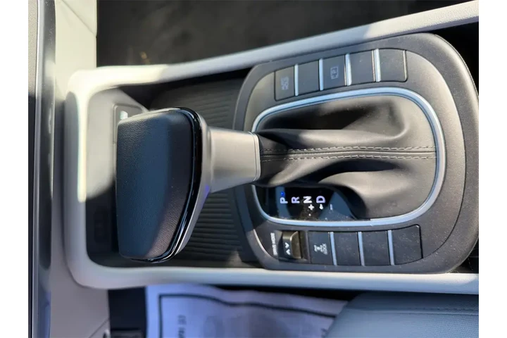 $24000 : Hyundai KONA 2025 AWD SEL 4d image 9