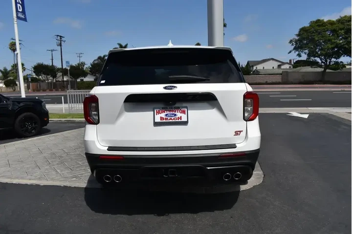 $45590 : Ford Explorer 2022 AWD ST 4d image 9