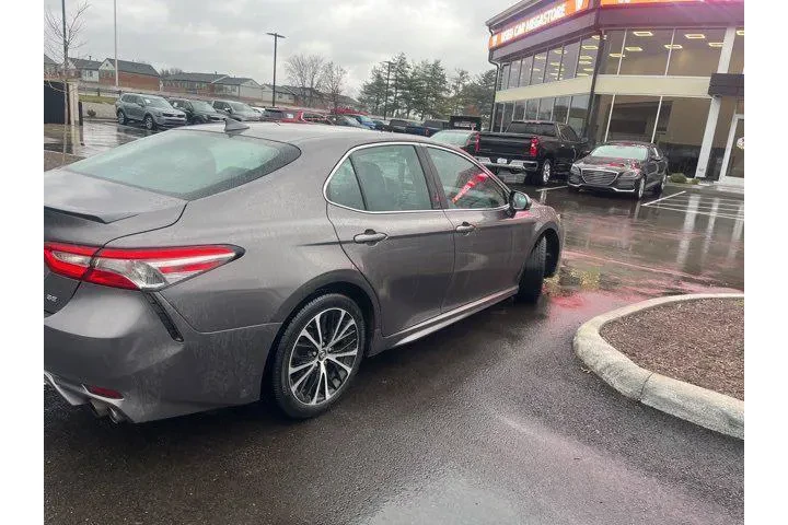 $16887 : Toyota Camry 2019 SE 4dr Sed image 3