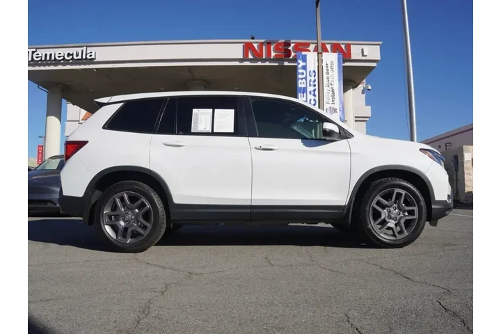 $26823 : Honda Passport 2023 AWD EX-L image 3