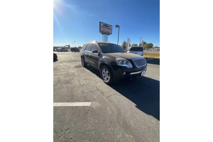 2012 GMC Acadia SLE image 6