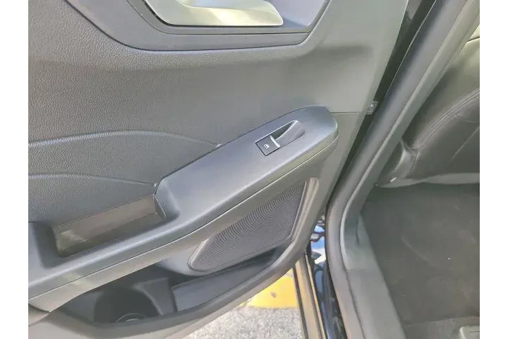 $24590 : Ford Escape Plug-In Hybrid 2 image 10