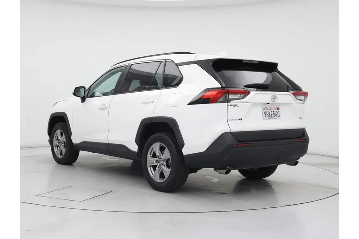 $28998 : Toyota RAV4 2023 XLE 4dr SUV image 2