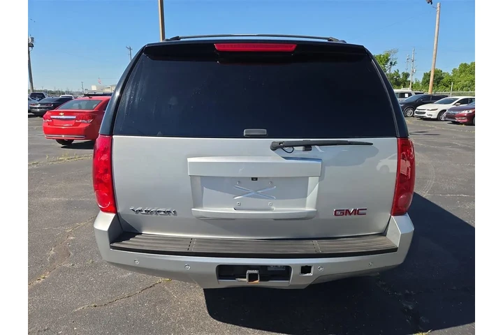 $12995 : 2013 GMC Yukon SLT 2WD image 4