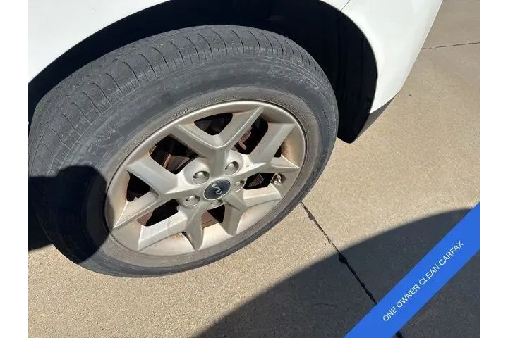 $14587 : Kia Soul 2024 S 4dr Crossove image 8