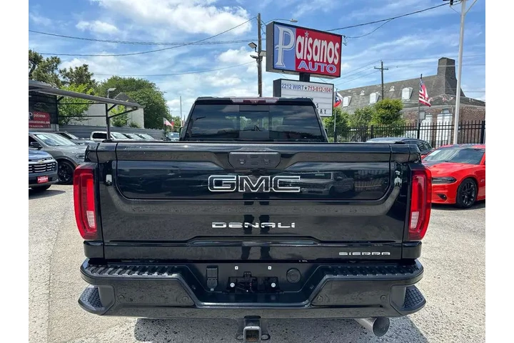 2021 GMC Sierra 2500HD Denali image 4