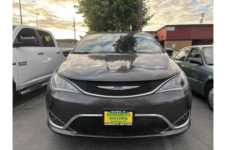 $16999 : 2019 Pacifica Touring L image 4