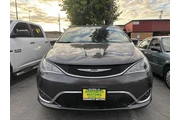 $16999 : 2019 Pacifica Touring L thumbnail