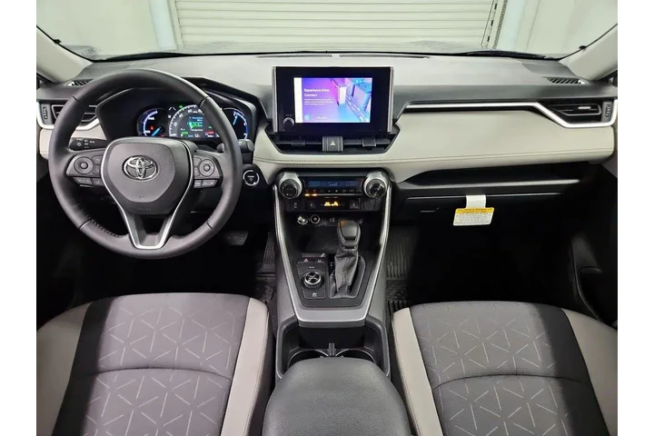 $38998 : Toyota RAV4 Hybrid 2025 AWD image 9