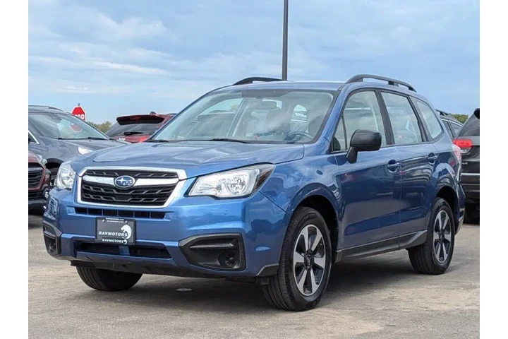 $13985 : 2017 Forester 2.5i image 5