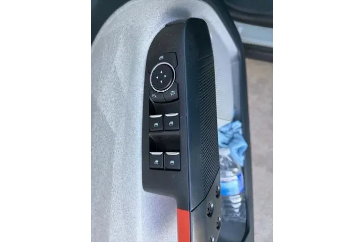 $29906 : Ford Maverick 2024 AWD XLT 4 image 4