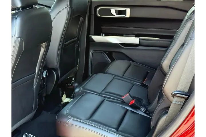 $26989 : Ford Explorer 2023 XLT 4dr S image 7