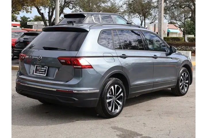 $18990 : Volkswagen Tiguan 2024 S 4dr image 9