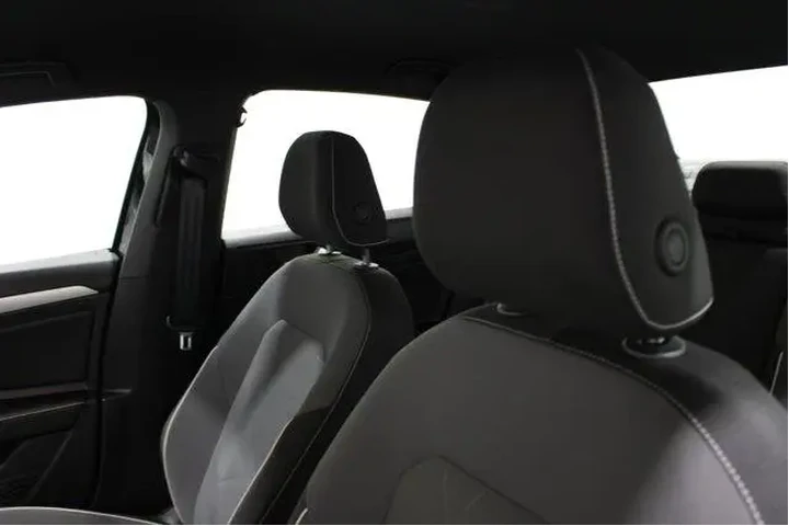 $23982 : Volkswagen Jetta 2025 Sport image 3