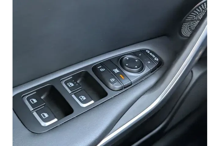 $25050 : Kia Stinger 2019 GT1 4dr Sed image 9