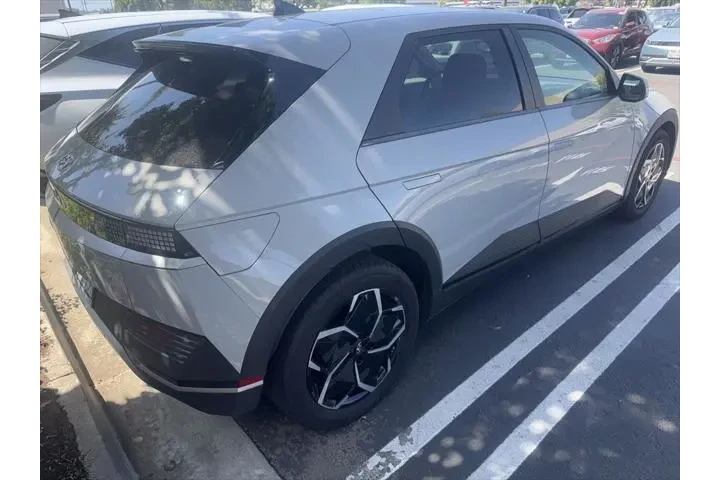 $24249 : Hyundai IONIQ 5 2024 SE 4dr image 3