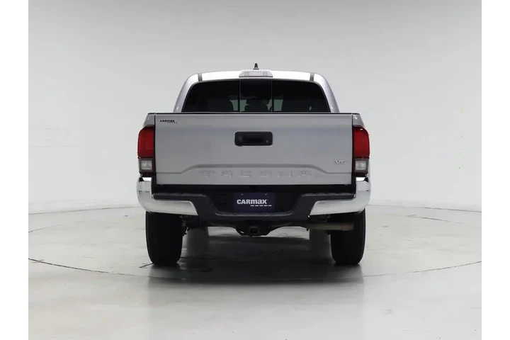 $27998 : Toyota Tacoma 2020 4x2 SR5 V image 6