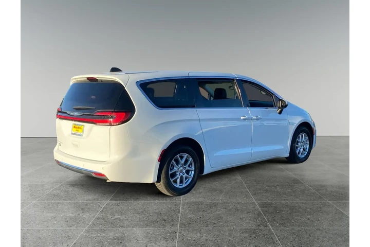 $33032 : Chrysler Pacifica 2023 Touri image 5