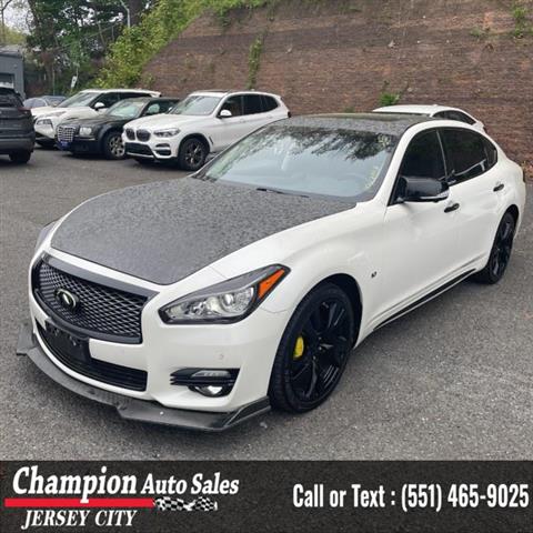 Used 2018 Q70L 3.7 LUXE AWD f image 1