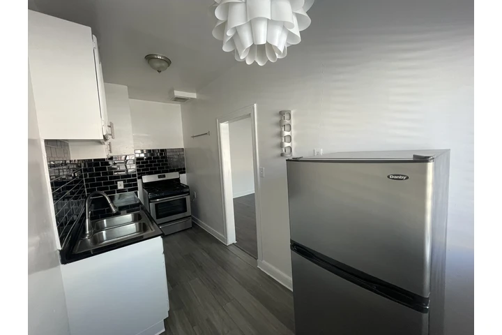 $1495 : Studio en Renta image 6