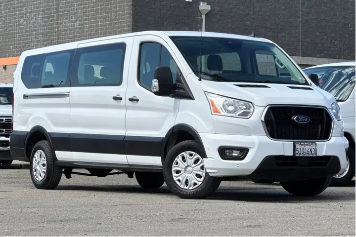$34400 : Ford Transit 2022 350 XL 3dr image 2