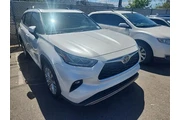 Toyota Highlander 2023 AWD L en San Diego