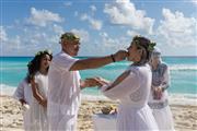 Ceremonia simbólica en Cancún thumbnail