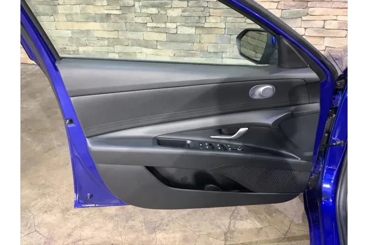 $14977 : Hyundai ELANTRA 2021 SE 4dr image 8