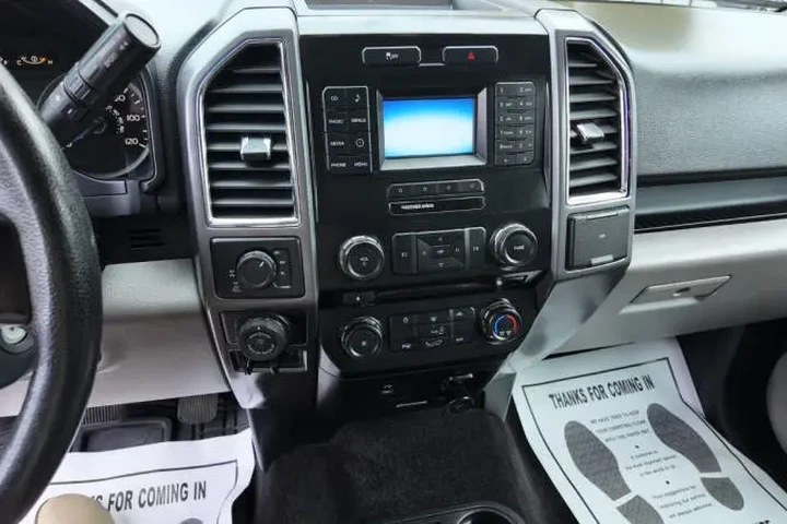 2016 F-150 XLT image 7