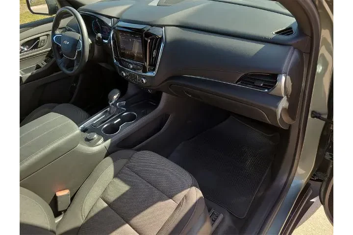 $29383 : Chevrolet Traverse 2023 4x4 image 10