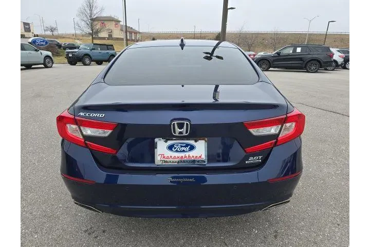 $19400 : Honda Accord 2018 Touring 4d image 4