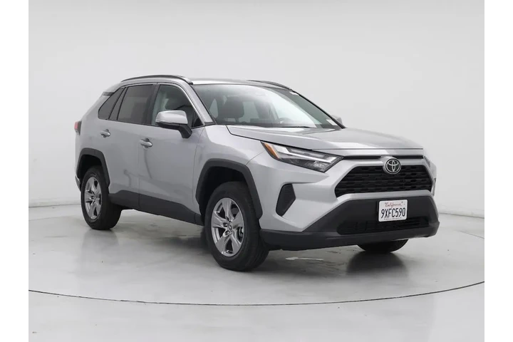 $35998 : Toyota RAV4 2025 AWD XLE 4dr image 1