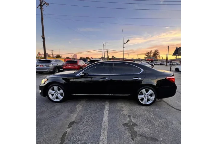 $8495 : 2011 LS 460 image 10
