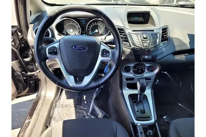 $9988 : Ford Fiesta 2014 SE 4dr Seda image 9