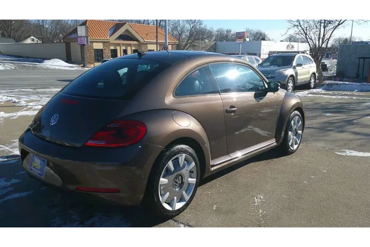 $9999 : 2012 Beetle 2.5L PZEV image 9